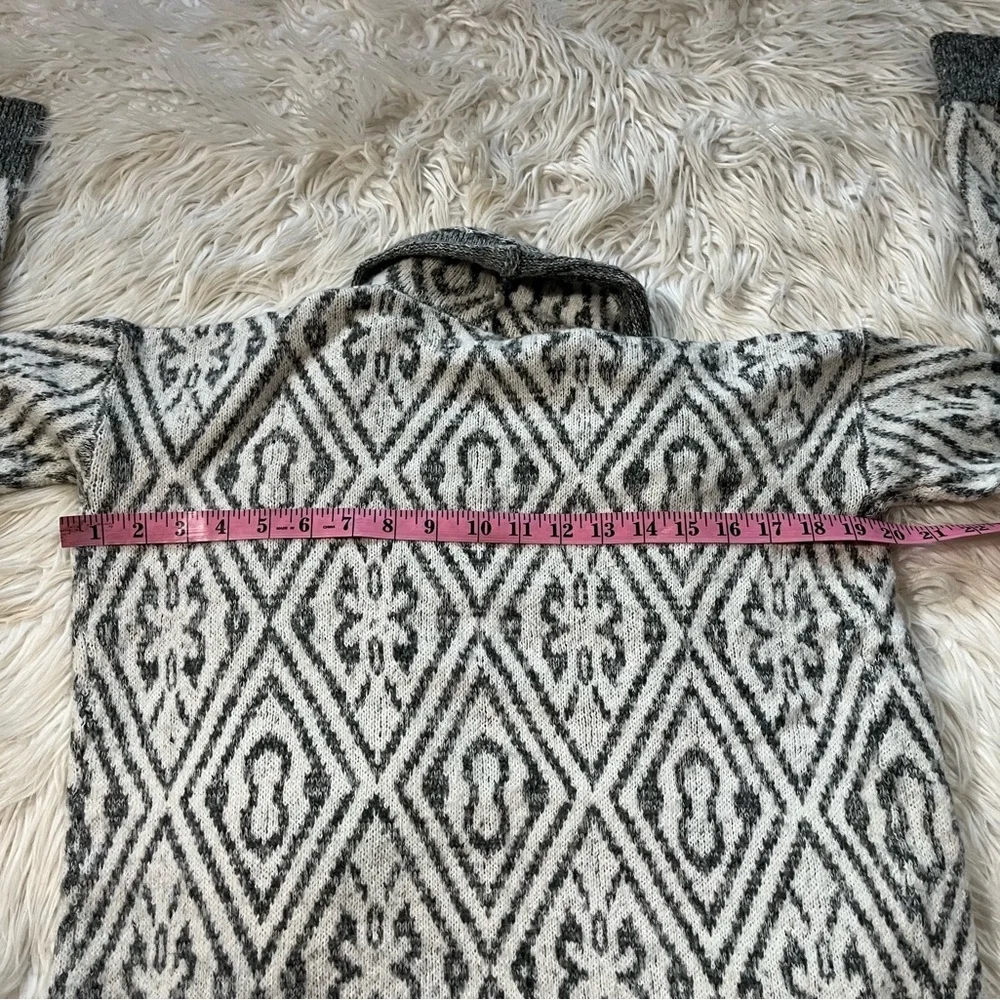 Abercrombie & Fitch Open Shawl Wool Blend Cardigan Sweater Gray Aztec Print